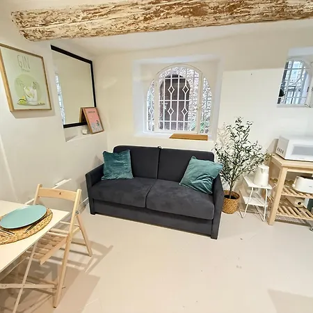 New - Vieil - Les Remparts Apartment *