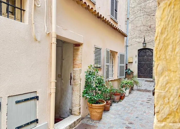 New - Vieil - Les Remparts Apartamento